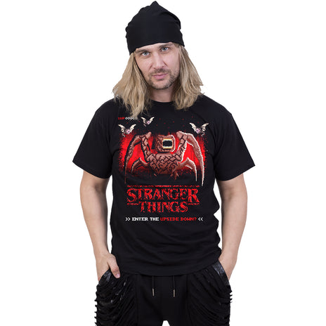 STRANGER THINGS - 8 BIT UPSIDE DOWN - Front Print T-Shirt Schwarz